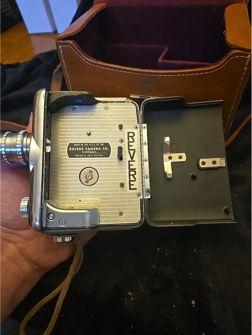 Vintage Revere 8 Model 44 8mm Movie Camera With Case